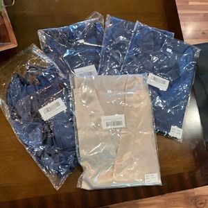 4 navy blue robes and 1 ivory robe